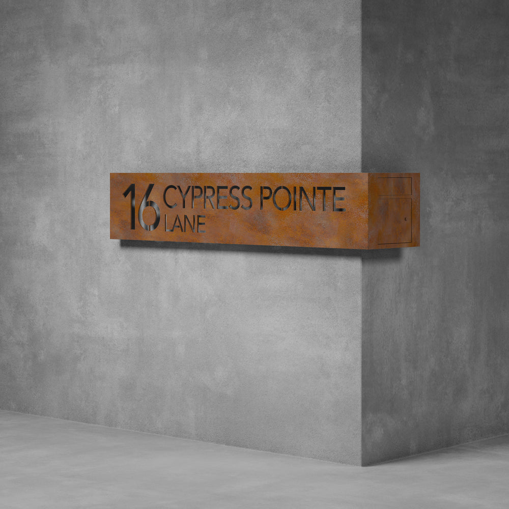House Number & Mailbox | D04